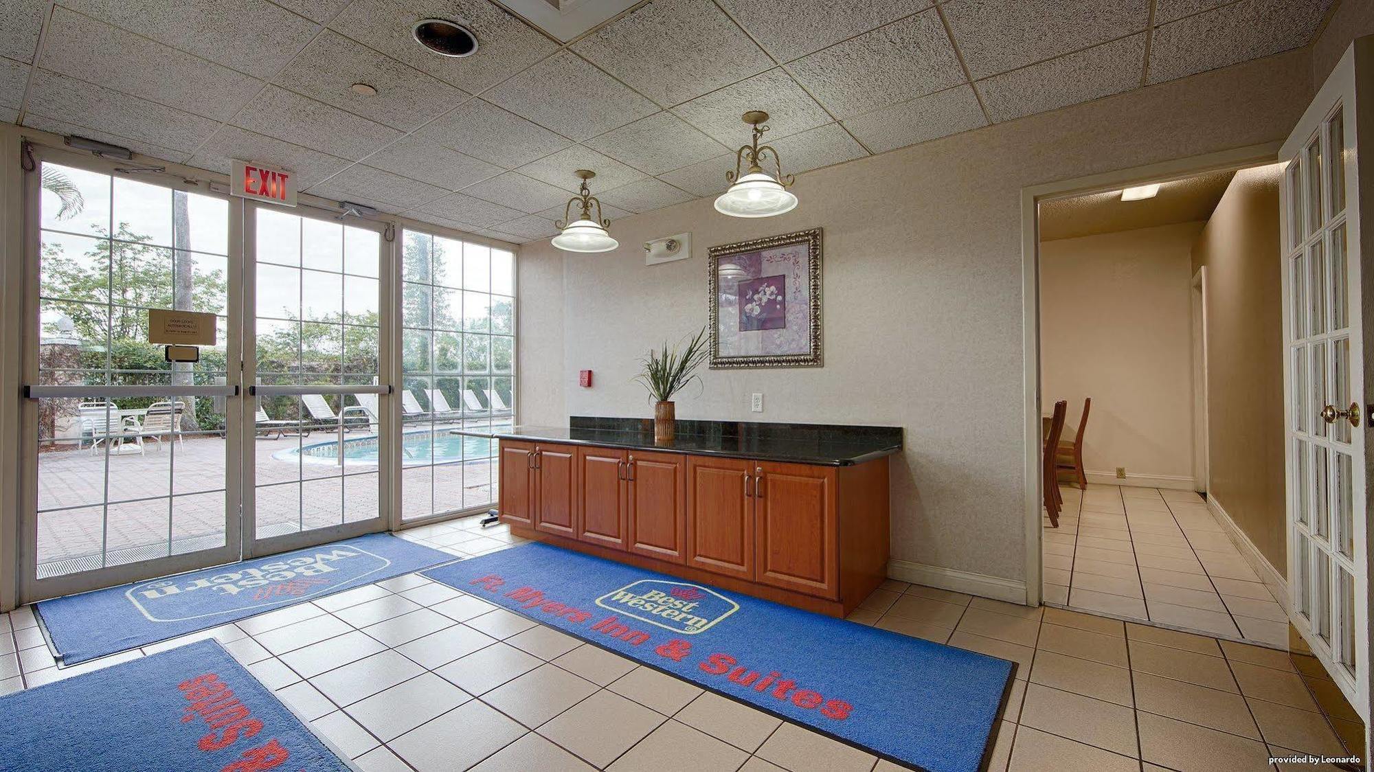 Best Western Fort Myers Inn And Suites Extérieur photo